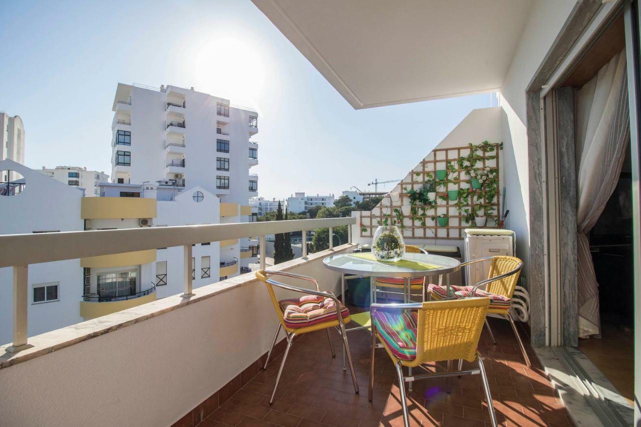 Beach And Bliss In Algarve Quarteira Bagian luar foto